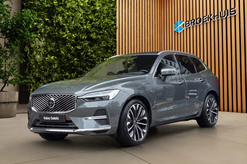 Volvo XC60 (2025)