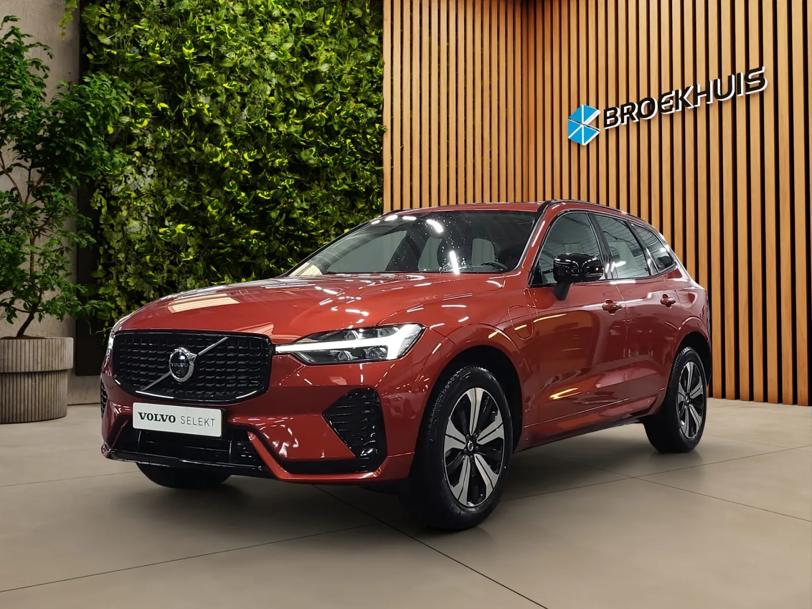 Volvo XC60 (2025) — foto 1