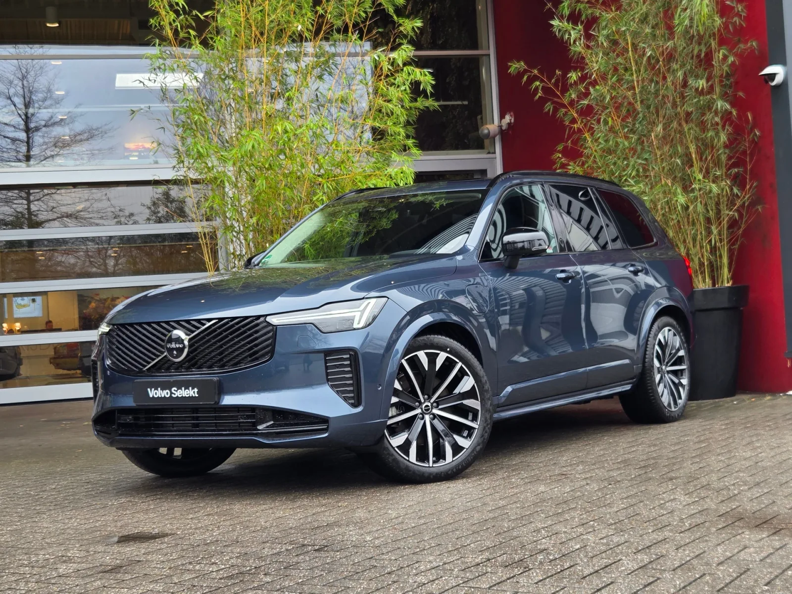 Volvo XC90 (2025) — foto 1