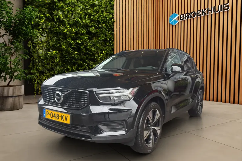 Volvo XC40 (2022)