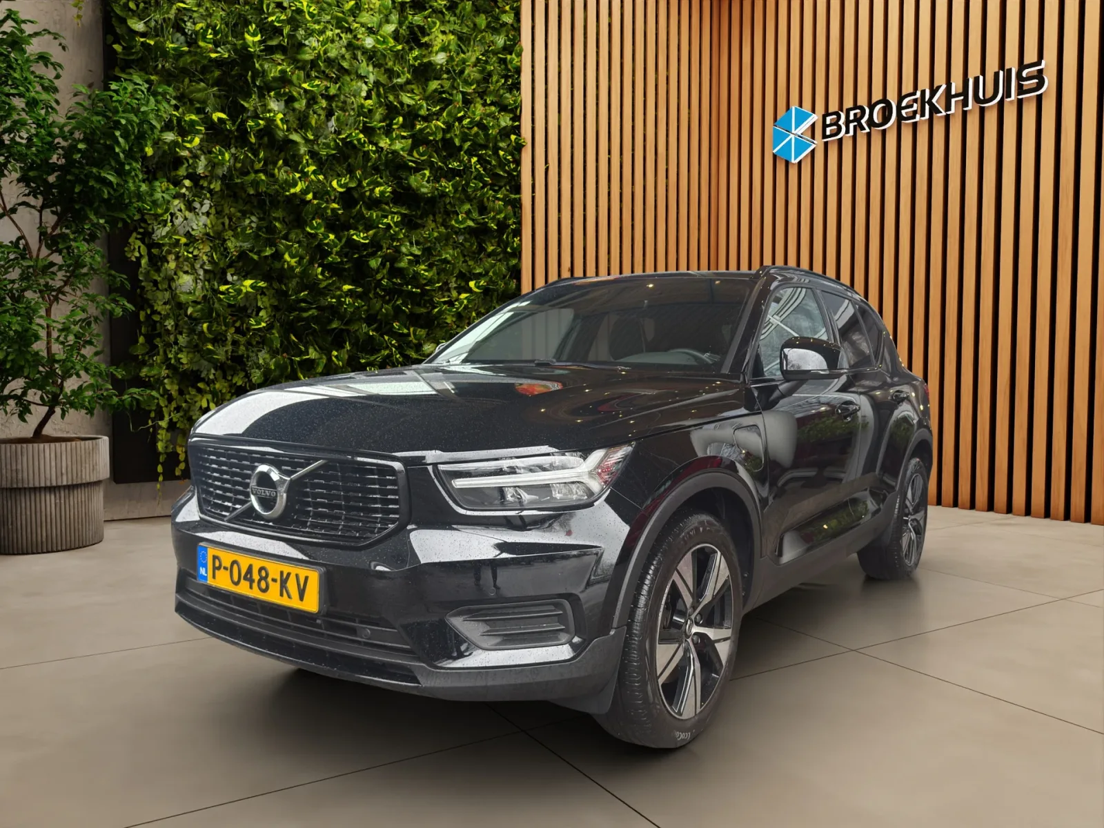 Volvo XC40 (2022) — foto 1