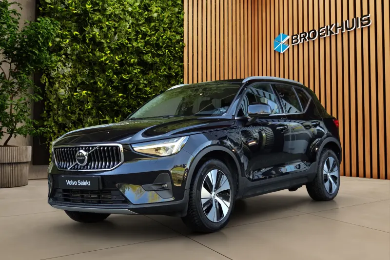 Volvo XC40 (2022)