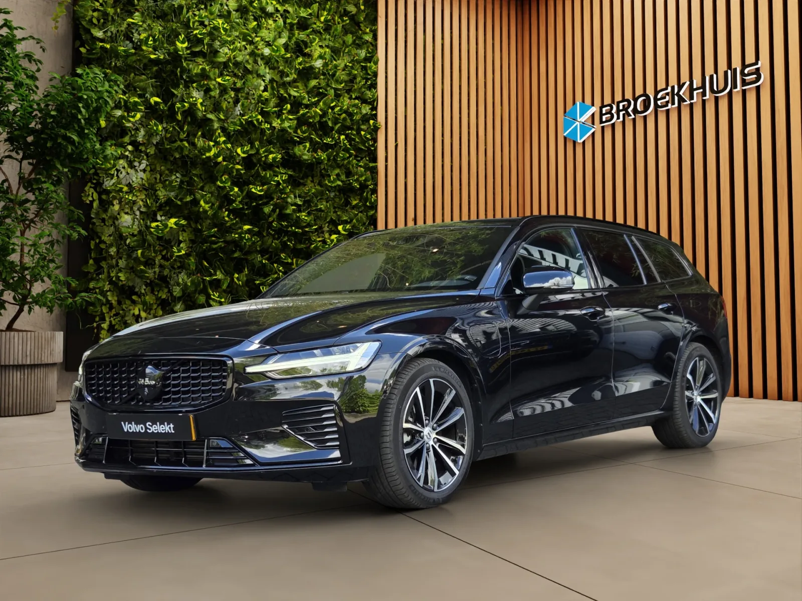 Volvo V60 (2024) — foto 1