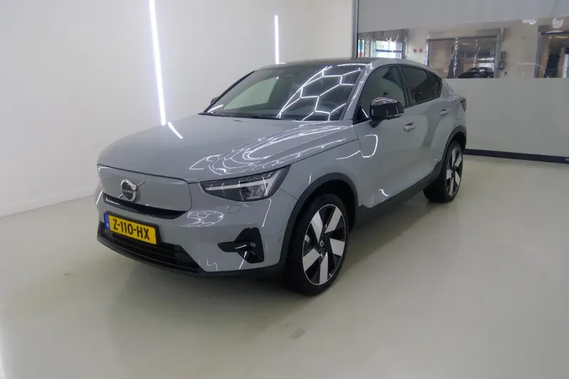 Volvo C40 (2024)