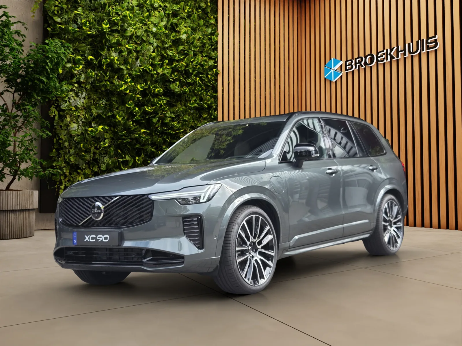 Volvo XC90 (2026) — foto 1