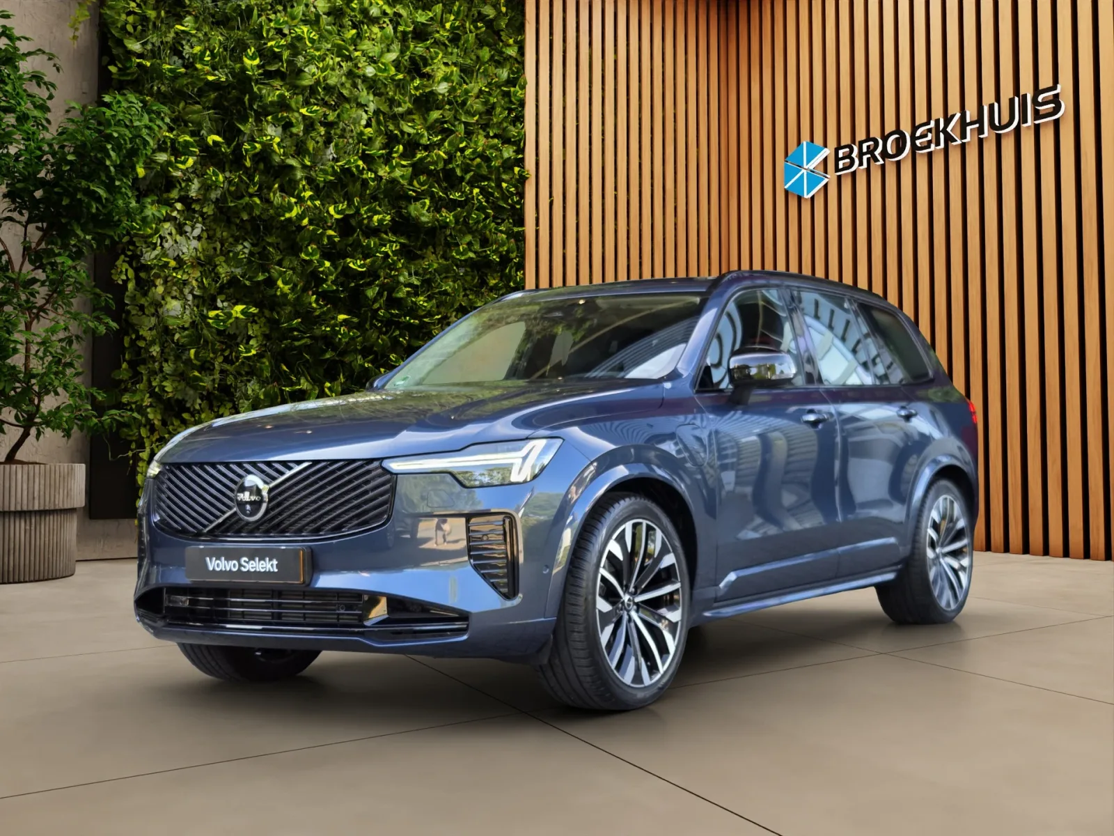 Volvo XC90 (2025) — foto 1