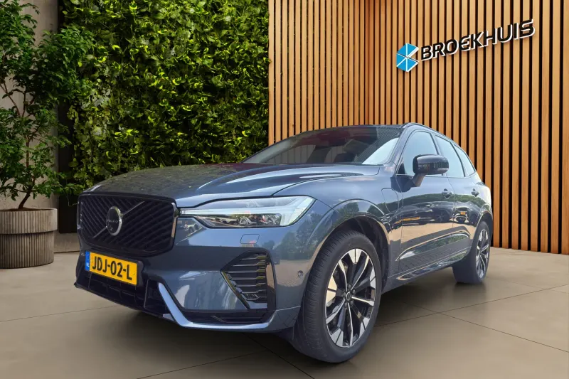 Volvo XC60 (2025)