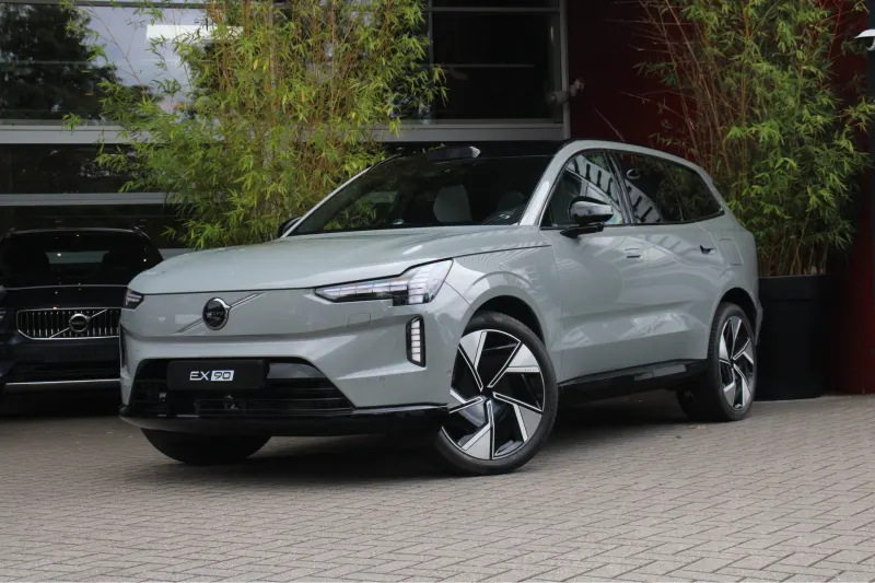 Volvo EX90 (2025)