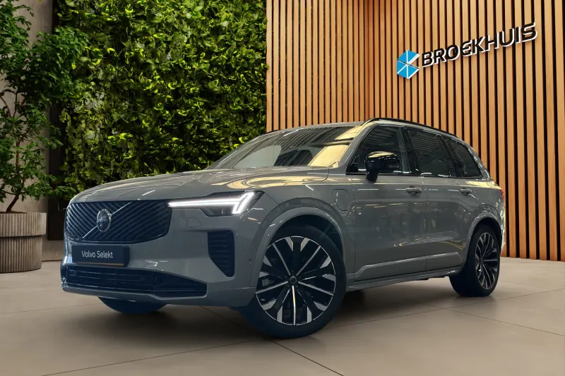 Volvo XC90 (2025)