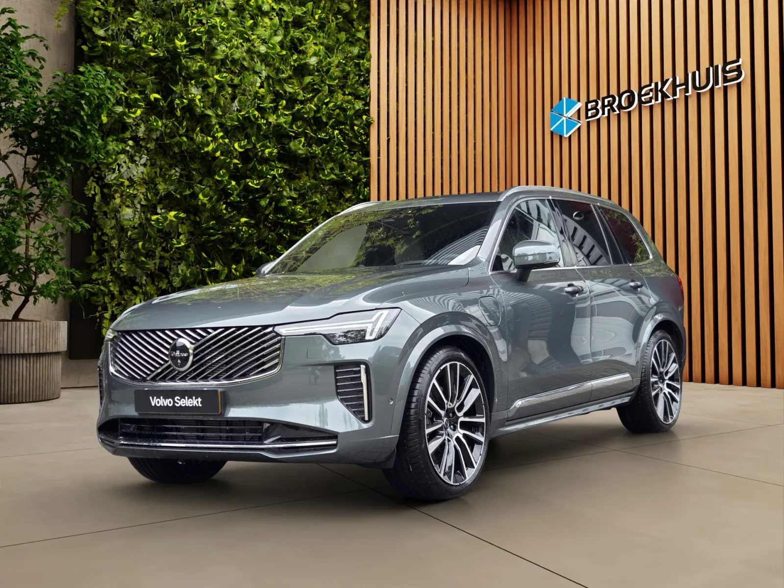 Volvo XC90 (2026) — foto 1