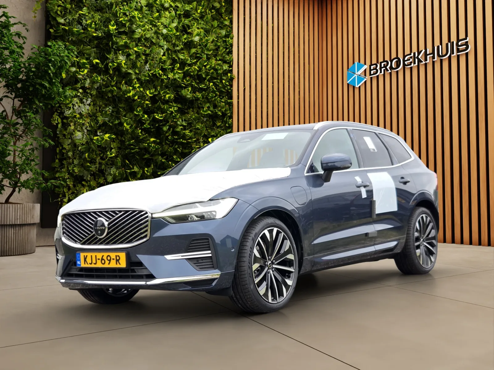 Volvo XC60 (2026) — foto 1