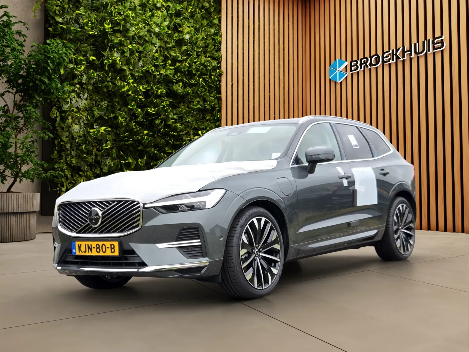 Volvo XC60 (2026) — foto 1