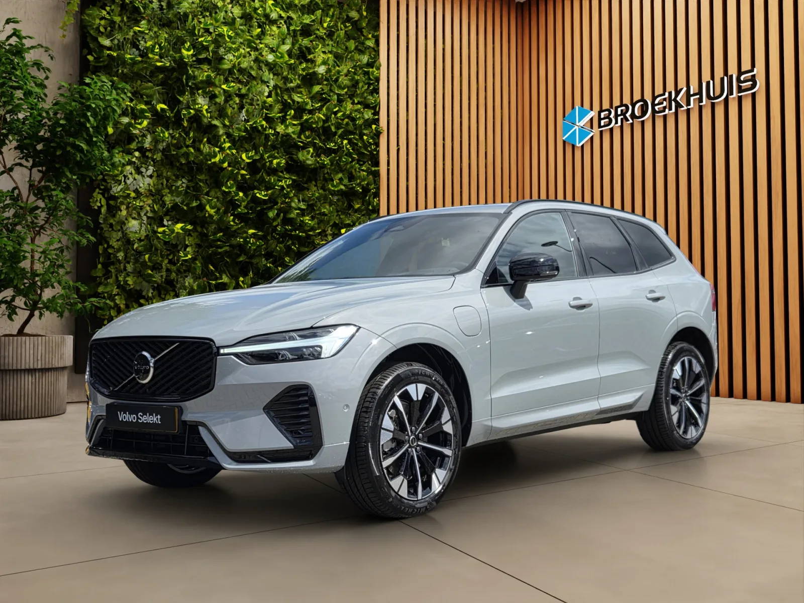 Volvo XC60 (2026) — foto 1