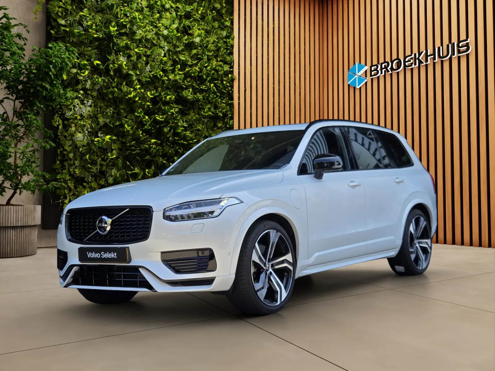 Volvo XC90 (2023) — foto 1
