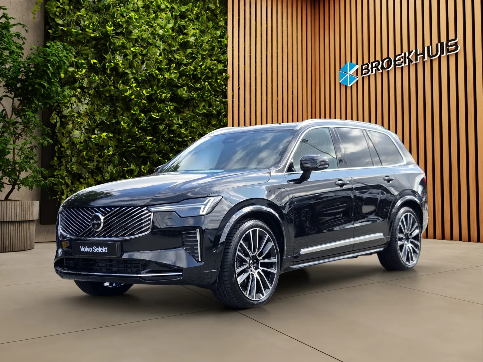 Volvo XC90 (2026) — foto 1