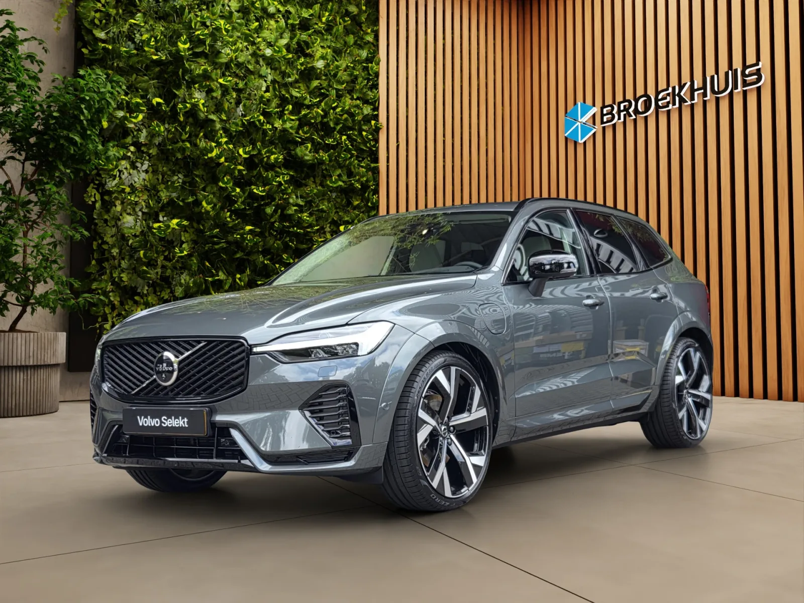 Volvo XC60 (2026) — foto 1