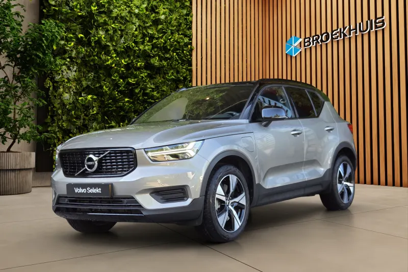 Volvo XC40 (2022)