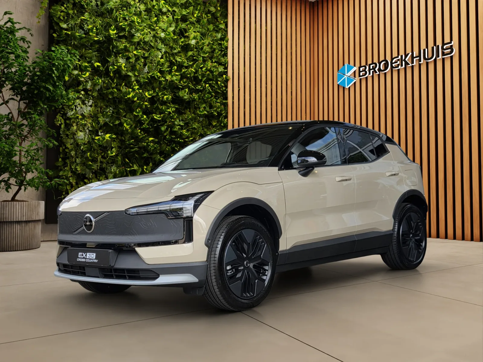 Volvo EX30 (2026) — foto 1