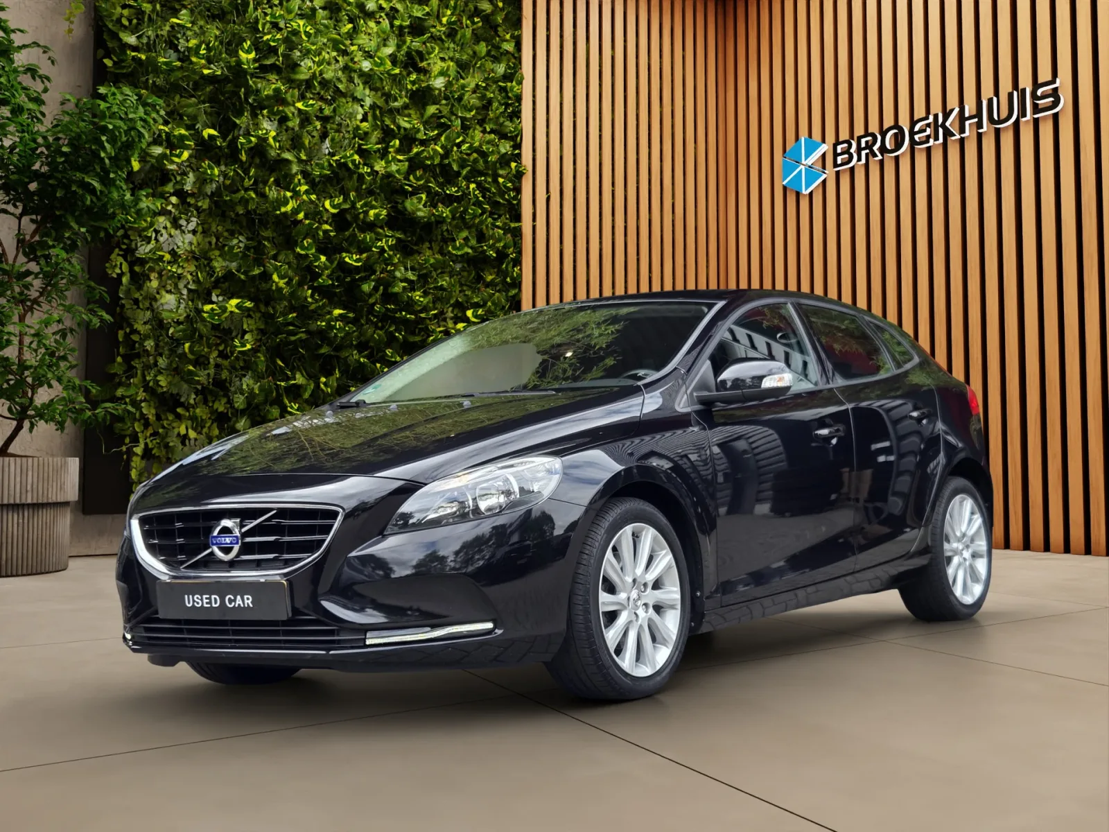 Volvo V40 (2015) — foto 1