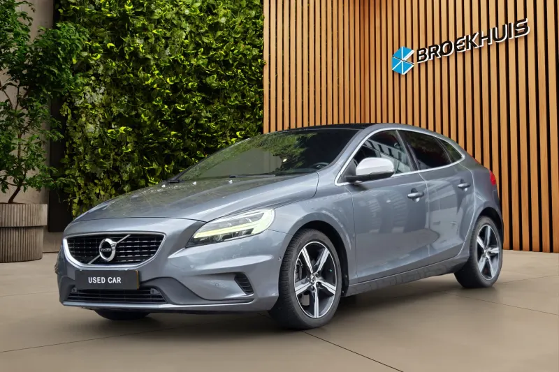 Volvo V40 (2019)