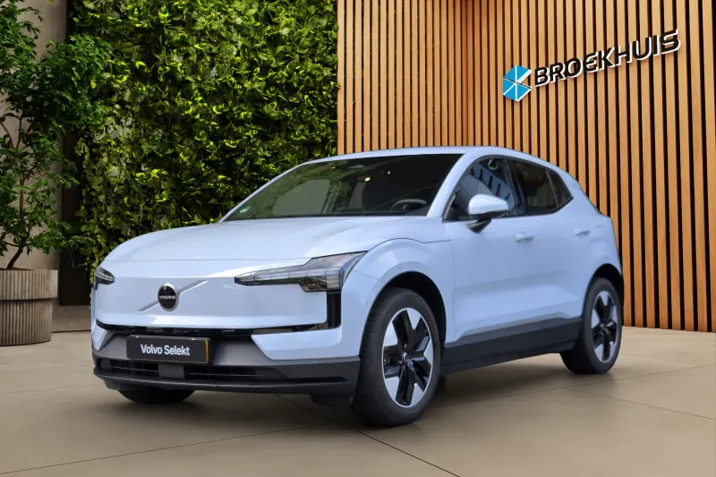 Volvo EX30 (2024)