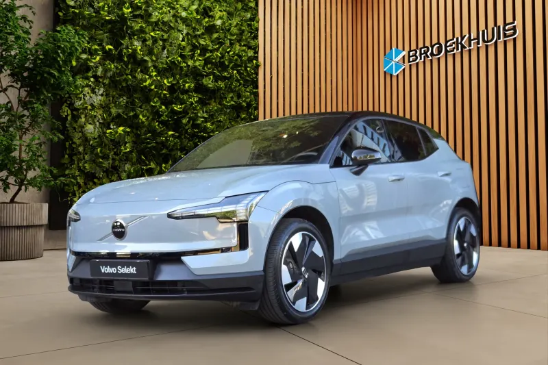 Volvo EX30 (2024)