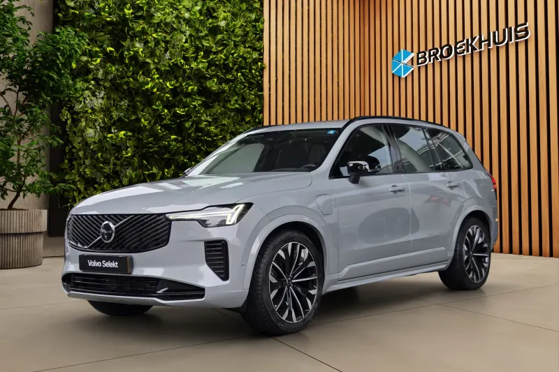 Volvo XC90 (2025)