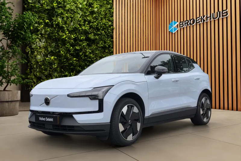 Volvo EX30 (2024)