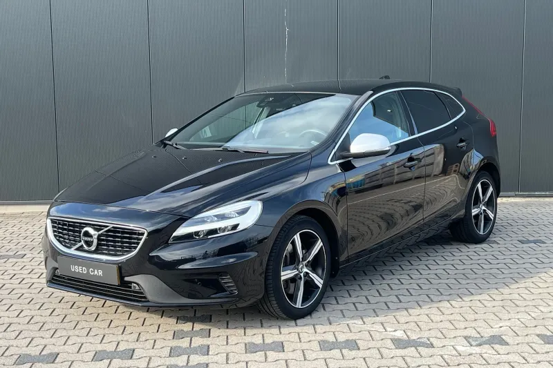 Volvo V40 (2020)