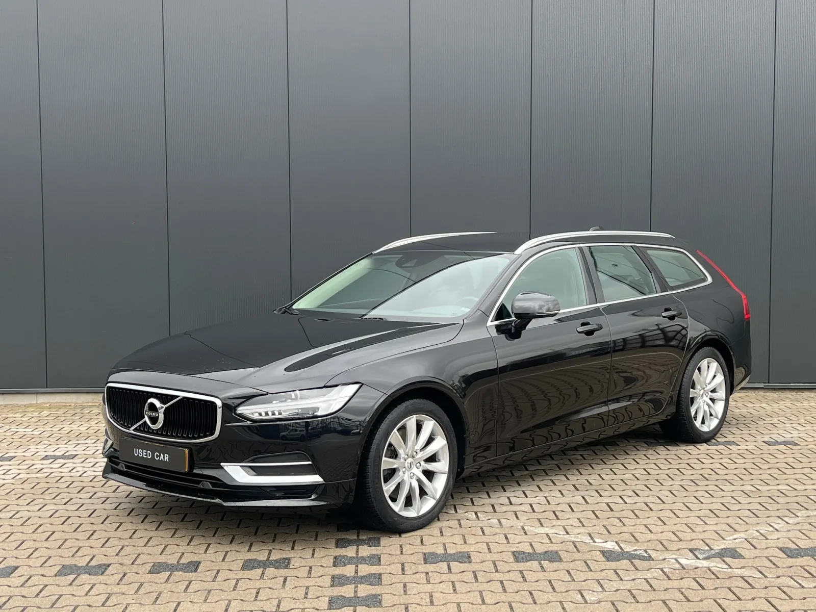 Volvo V90 (2017) — foto 1