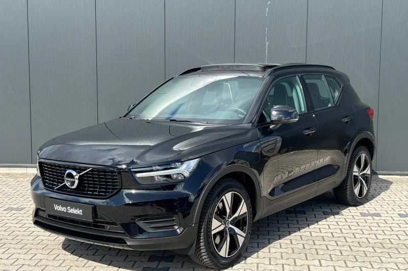 Volvo XC40 (2022)