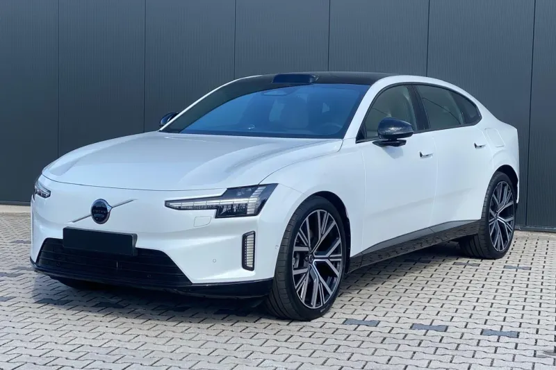 Volvo ES90 (2026)