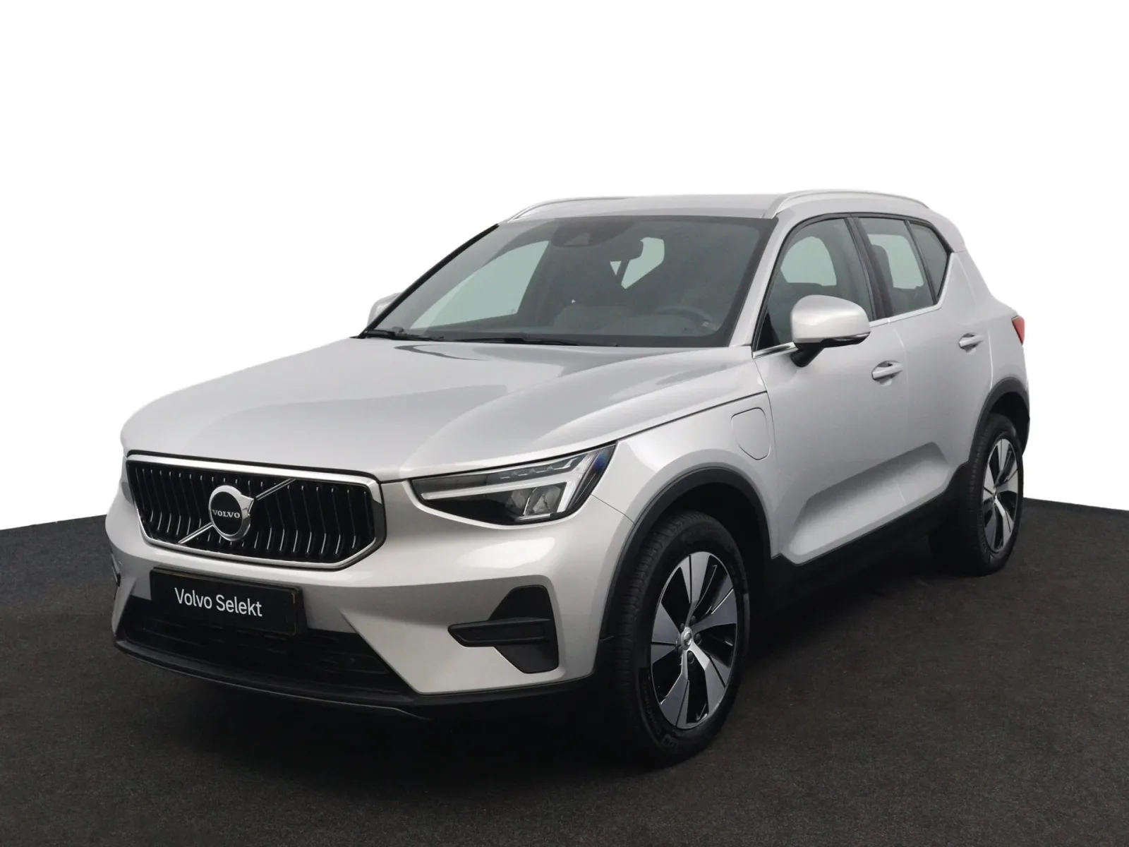 Volvo XC40 (2023) — foto 1