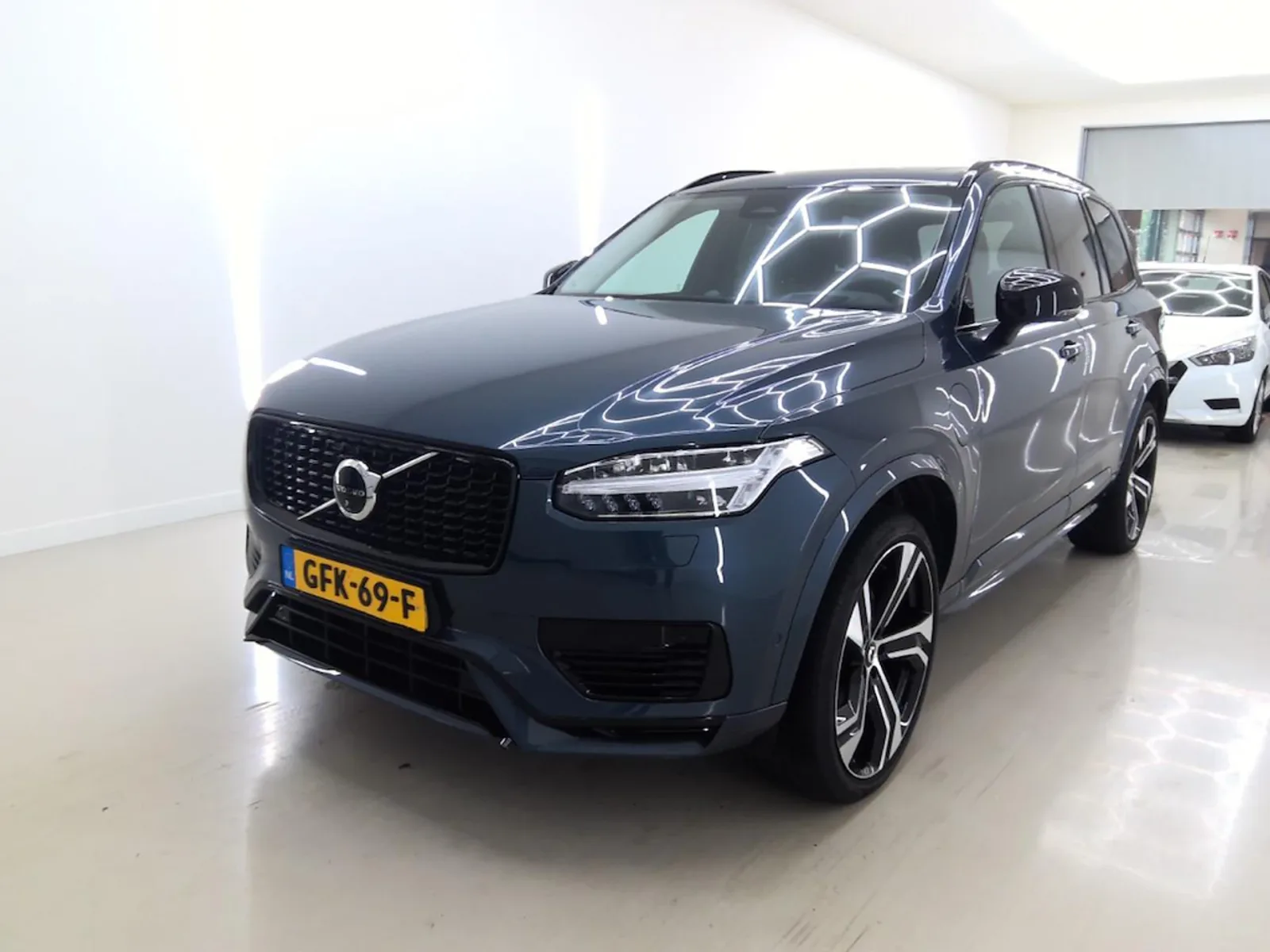 Volvo XC90 (2024) — foto 1