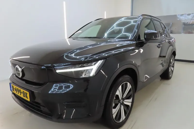 Volvo XC40 (2022)