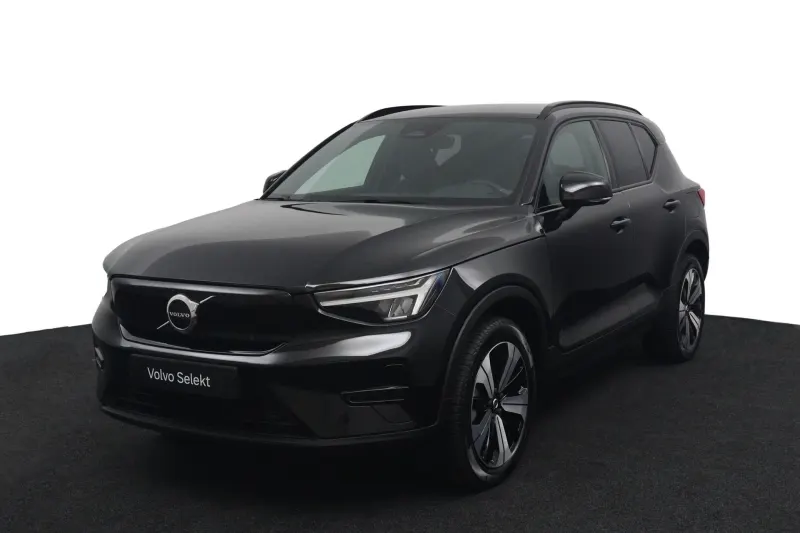 Volvo XC40 (2022)
