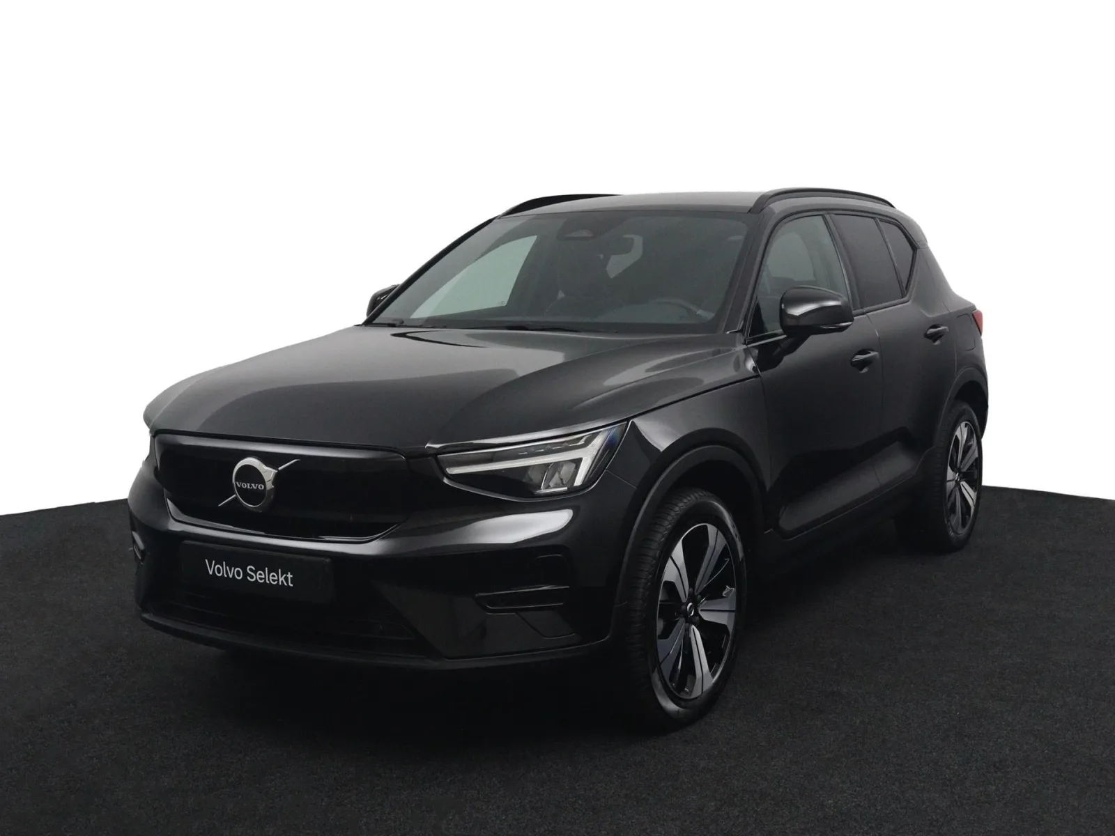 Volvo XC40 (2022) — foto 1