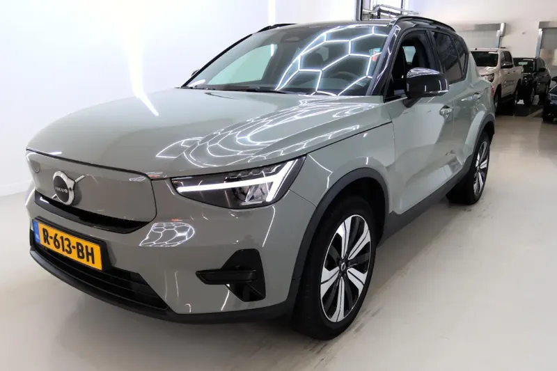 Volvo XC40 (2022)