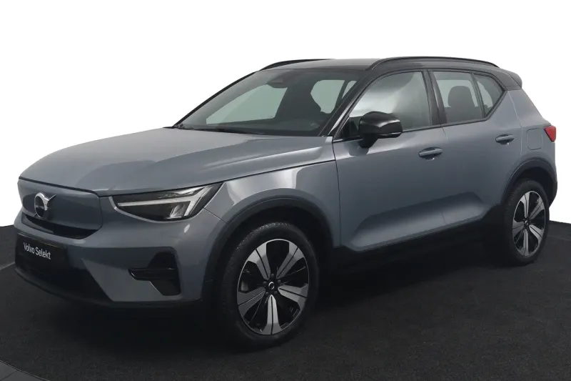 Volvo XC40 (2022)