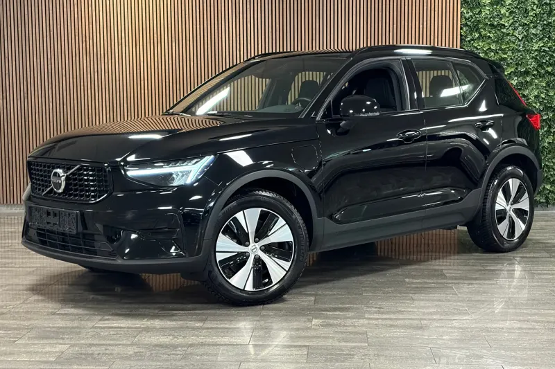 Volvo XC40 (2022)