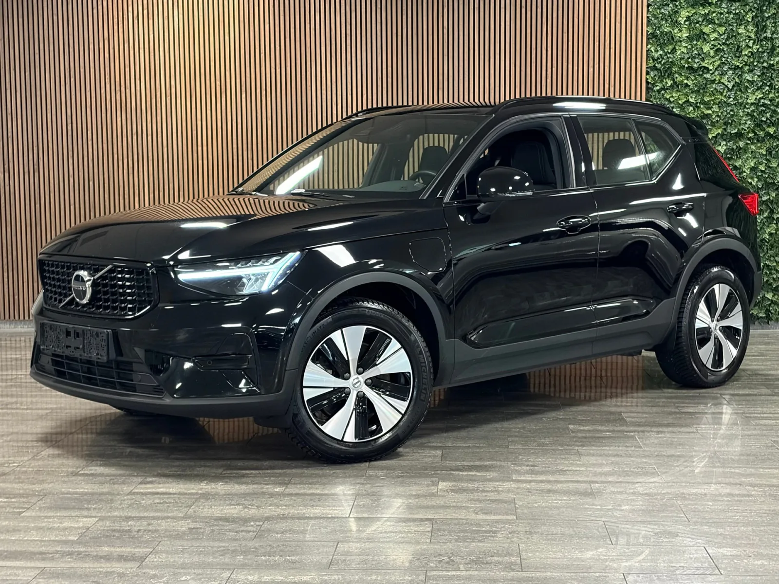 Volvo XC40 (2022) — foto 1