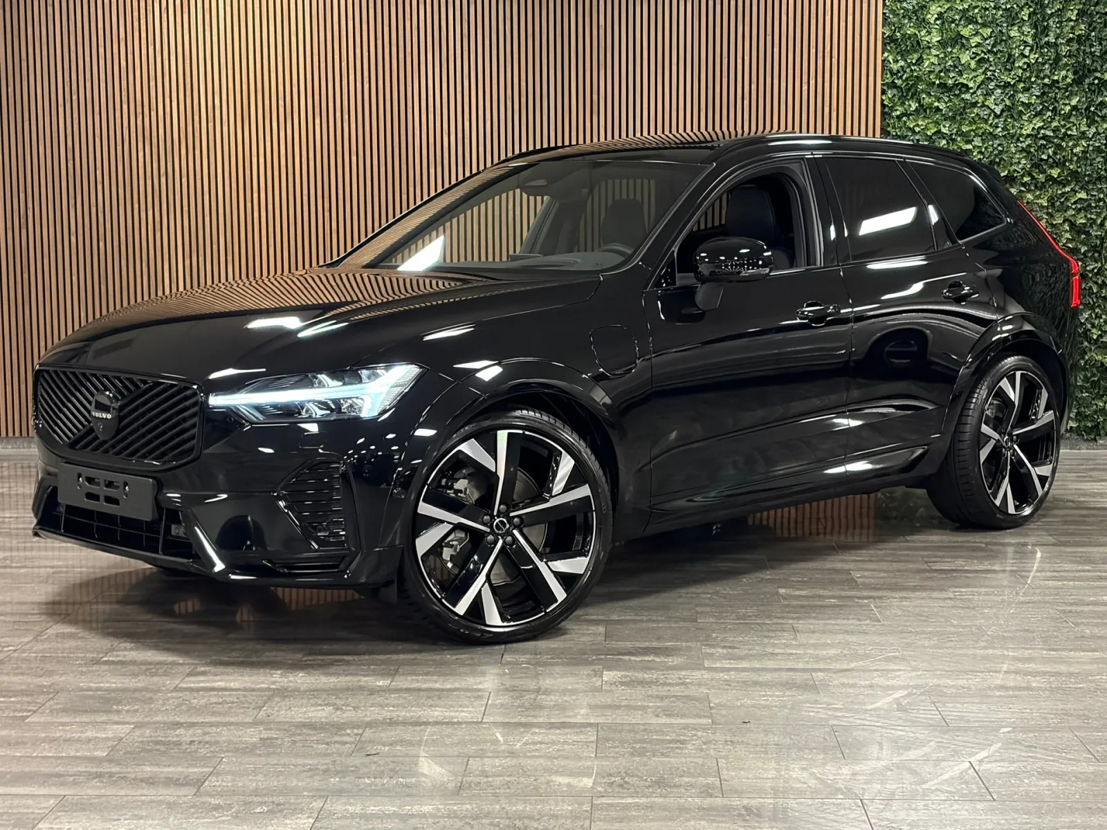Volvo XC60 (2026) — foto 1