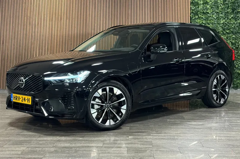 Volvo XC60 (2025)