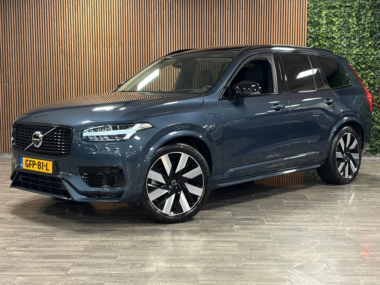 Volvo XC90 (2024) — foto 1