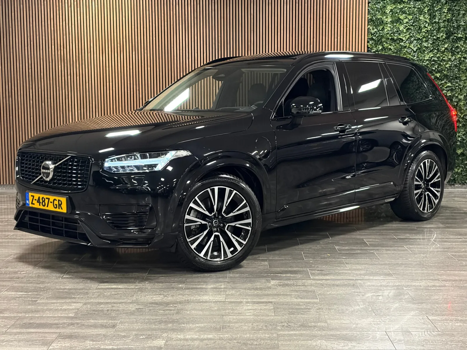 Volvo XC90 (2024) — foto 1