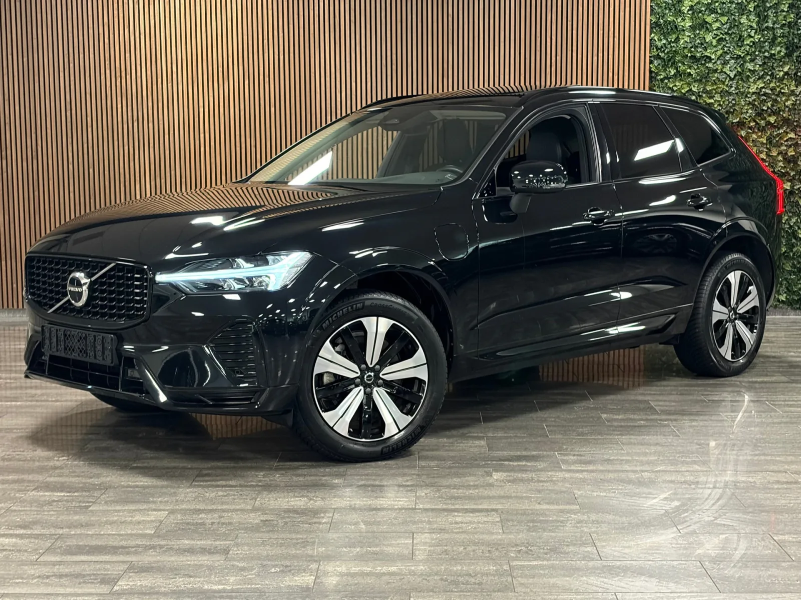 Volvo XC60 (2022) — foto 1
