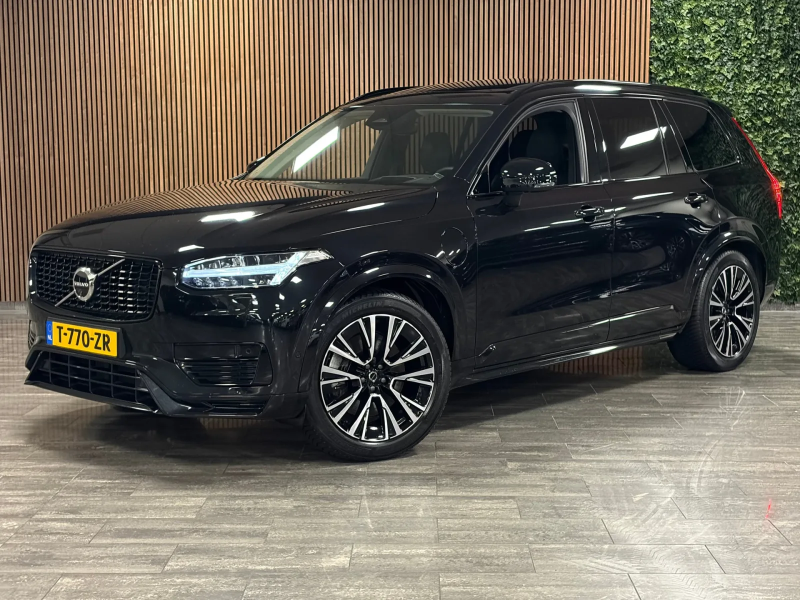 Volvo XC90 (2023) — foto 1