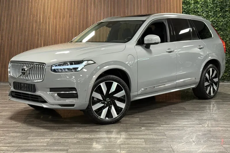 Volvo XC90 (2024)