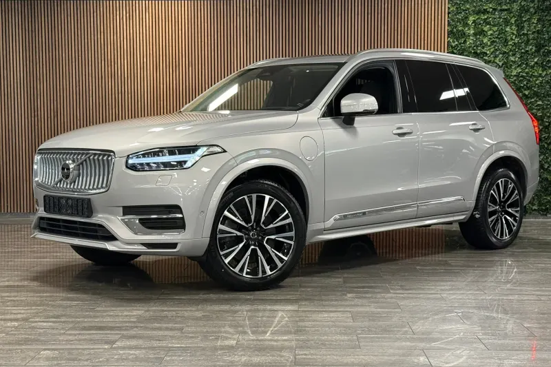 Volvo XC90 (2024)