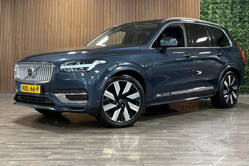 Volvo XC90 (2024)